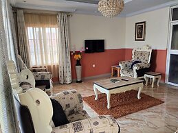 Steffan Hotel and Suites