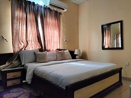 Steffan Hotel and Suites