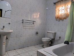 Steffan Hotel and Suites