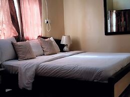 Steffan Hotel and Suites