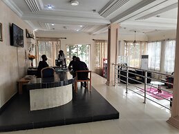 Steffan Hotel and Suites