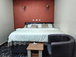 Steffan Hotel and Suites