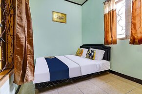 OYO 91298 Rumah Cantik Homestay Syariah