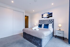 Remarkable 2-bed Apartment in Birmingham