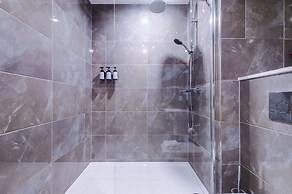 Remarkable 2-bed Apartment in Birmingham