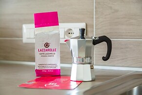 Chiara Modern Apartment by Wonderful Italy