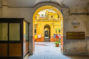 Chiara Modern Apartment by Wonderful Italy