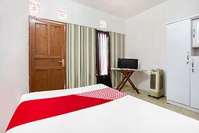 OYO 91827 Tutus Homestay Syariah