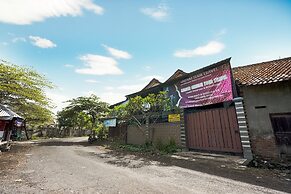 OYO 91827 Tutus Homestay Syariah