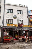 Blue Zerzevan Konak Hotel