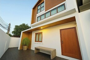Tanwa Hotel