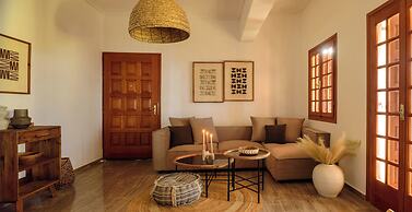 Terra Blanca Suites