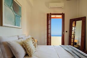 Terra Blanca Suites