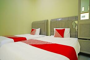 Hotel O Balige City Near Tugu Juara Monang