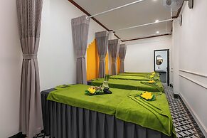 Silk Castle Hotel & Spa