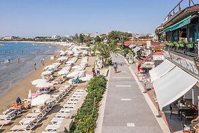 Tropic Beach Club Side