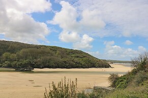 The Tower, 5 Corisande Manor