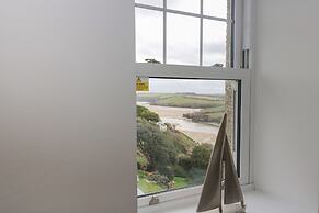 The Tower, 5 Corisande Manor