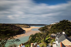 The Tower, 5 Corisande Manor