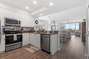 North Tower #801 4 Bedroom Condo by RedAwning