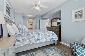 North Tower #801 4 Bedroom Condo by RedAwning