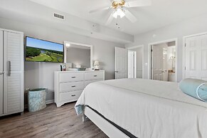 North Tower #801 4 Bedroom Condo by RedAwning