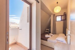 Baia Degli Dei Trilo Close To Taormina