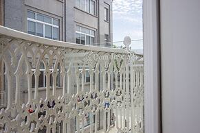 Dom Jose by Guestify