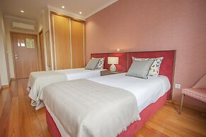 Dom Jose by Guestify