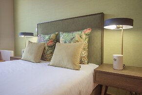 Dom Jose by Guestify