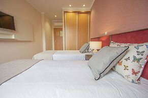 Dom Jose by Guestify