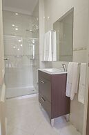 Dom Jose by Guestify