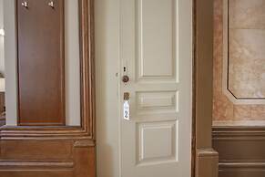 Dom Jose by Guestify