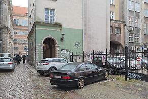 Długi Targ 25/27 M.11