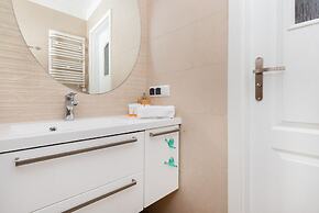 Długi Targ 25/27 M.11