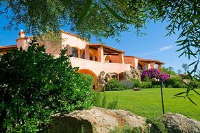 Villa Brandinchi Sea View Swimming Pool