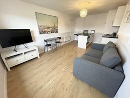 Pool Hill Terrace - Two Bedroom Apartment