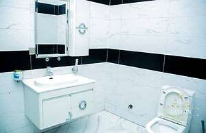 Laycon Hotel & Suites