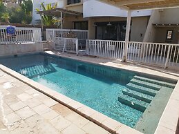 YalaRent Cliff side villa - private pool