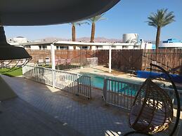 YalaRent Cliff side villa - private pool