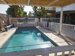 YalaRent Cliff side villa - private pool