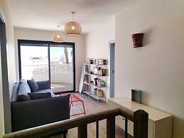 YalaRent Cliff side villa - private pool