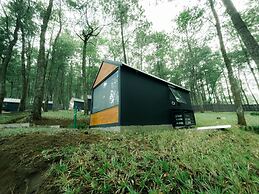 Bobocabin Coban Rondo Malang