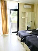 Hotel Gurya