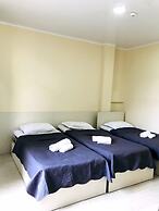 Hotel Gurya