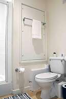 Comfy Duplex 2-bed Apartment in Milton Keynes