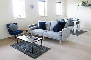 Comfy Duplex 2-bed Apartment in Milton Keynes