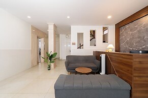 Dalat Blanc Hotel & Apartment