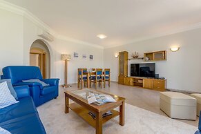 Lakeview Private Garden & Pool