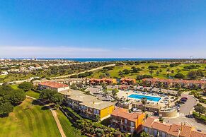 Lakeview Private Garden & Pool